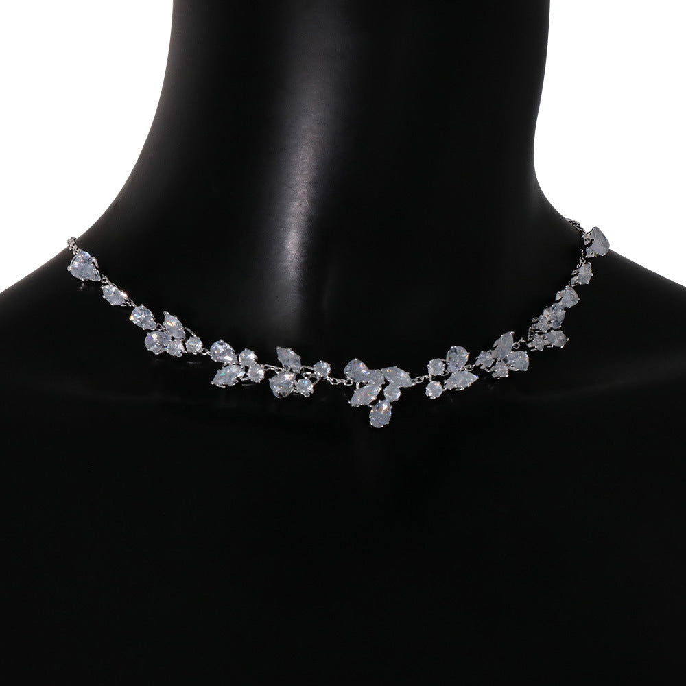 Sexy Body Chains Simple Leaf Zircon Back Necklace